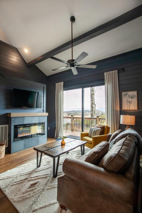 Chalet Amelia Lake View Hottub Fireplace Arcade Dandridge Exterior foto