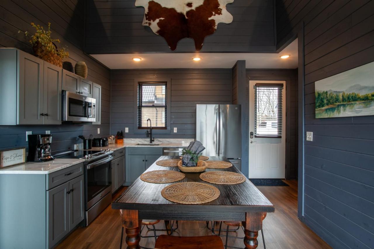 Chalet Amelia Lake View Hottub Fireplace Arcade Dandridge Exterior foto